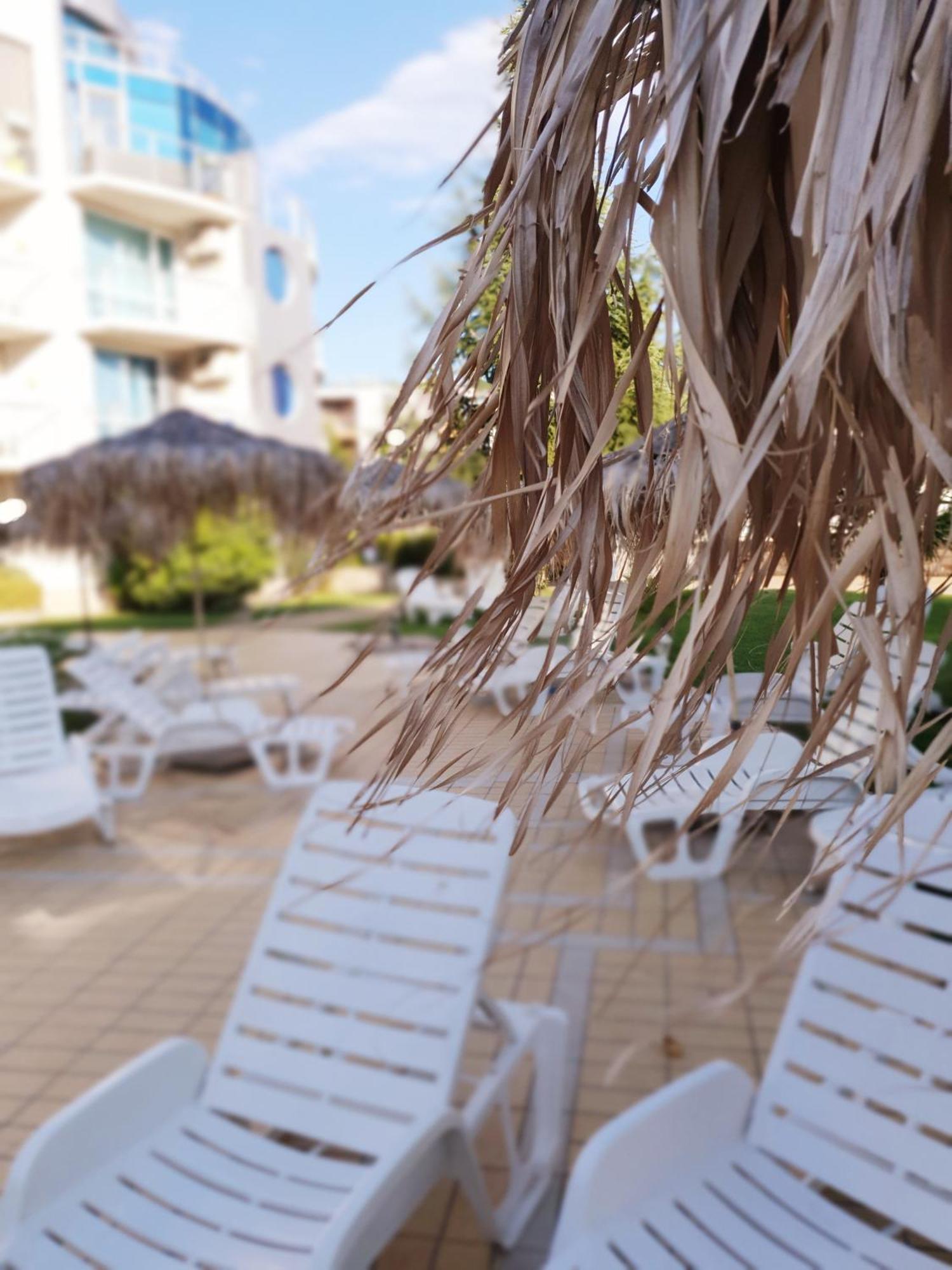Elena'S Lux Aparthotel - Town & Sea View - Atlantis Spa Sarafovo Buitenkant foto