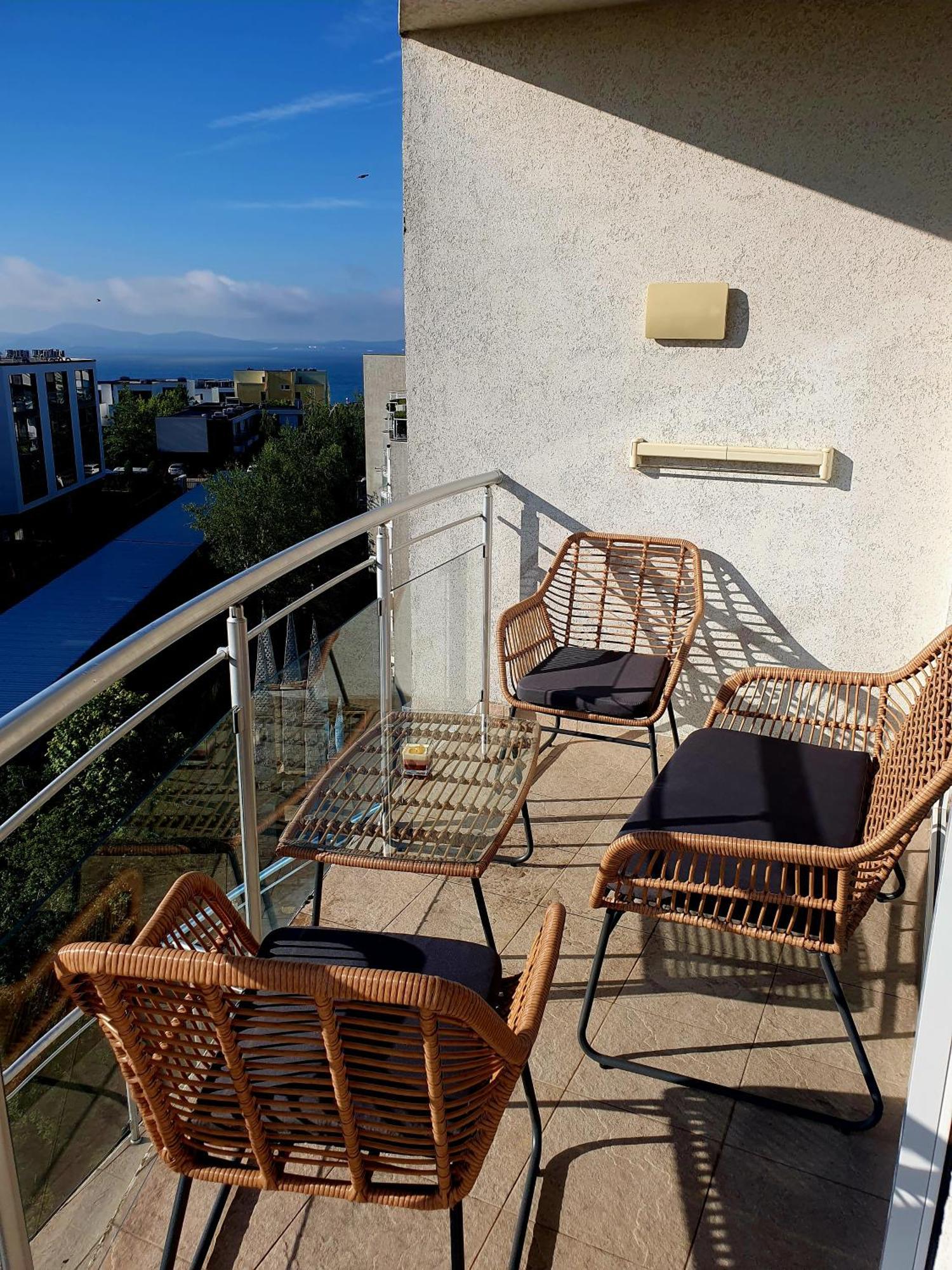 Elena'S Lux Aparthotel - Town & Sea View - Atlantis Spa Sarafovo Buitenkant foto